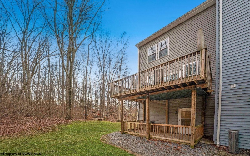 415 Turquoise Lane, Morgantown, West Virginia 26508, 3 Bedrooms Bedrooms, 7 Rooms Rooms,3 BathroomsBathrooms,Single Family Attached,For Sale,Turquoise,10163388