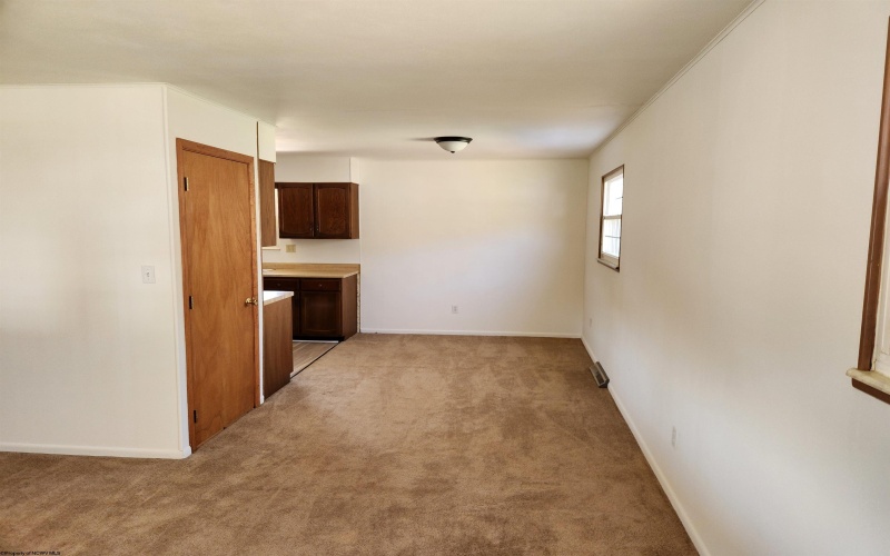 66 Whaley Lane, Clarksburg, West Virginia 26301, 4 Bedrooms Bedrooms, 9 Rooms Rooms,2 BathroomsBathrooms,Single Family Detached,For Sale,Whaley,10163383