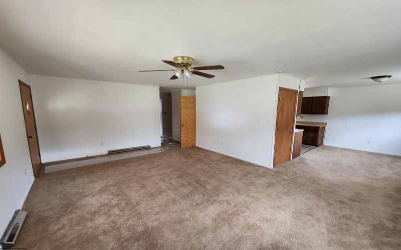 66 Whaley Lane, Clarksburg, West Virginia 26301, 4 Bedrooms Bedrooms, 9 Rooms Rooms,2 BathroomsBathrooms,Single Family Detached,For Sale,Whaley,10163383