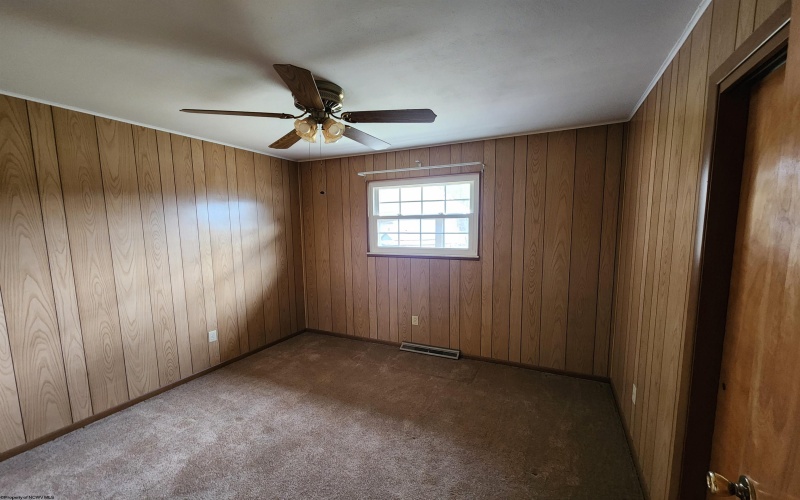 66 Whaley Lane, Clarksburg, West Virginia 26301, 4 Bedrooms Bedrooms, 9 Rooms Rooms,2 BathroomsBathrooms,Single Family Detached,For Sale,Whaley,10163383