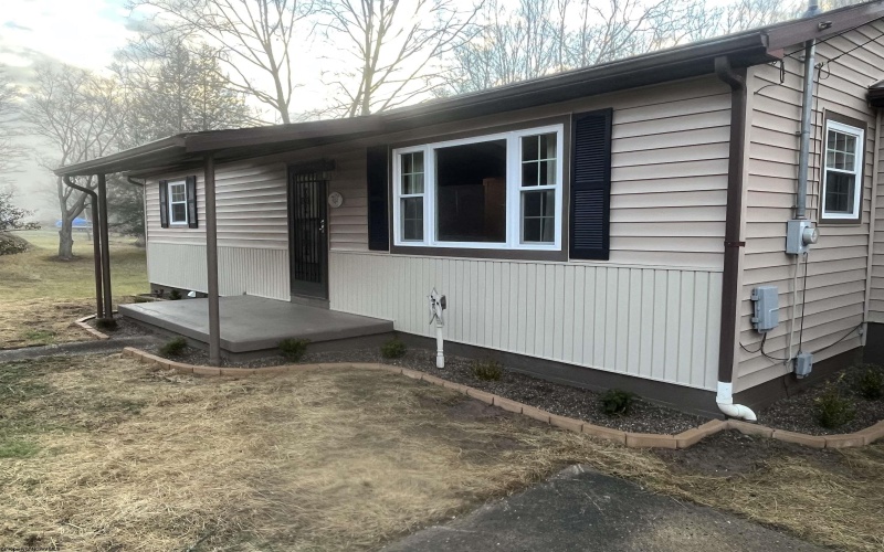 632 Berlin Road, Weston, West Virginia 26452, 3 Bedrooms Bedrooms, 7 Rooms Rooms,1 BathroomBathrooms,Single Family Detached,For Sale,Berlin,10163391 632 Berlin Road, Weston, West Virginia 26452, 3 Bedrooms Bedrooms, 7 Rooms Rooms,1 BathroomBathrooms,Single Family Detached,For Sale,Berlin,10163391