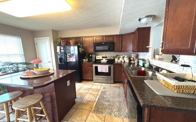 111 Auburn Drive, Morgantown, West Virginia 26501, 2 Bedrooms Bedrooms, 4 Rooms Rooms,2 BathroomsBathrooms,Single Family Attached,For Sale,Auburn,10163394 111 Auburn Drive, Morgantown, West Virginia 26501, 2 Bedrooms Bedrooms, 4 Rooms Rooms,2 BathroomsBathrooms,Single Family Attached,For Sale,Auburn,10163394