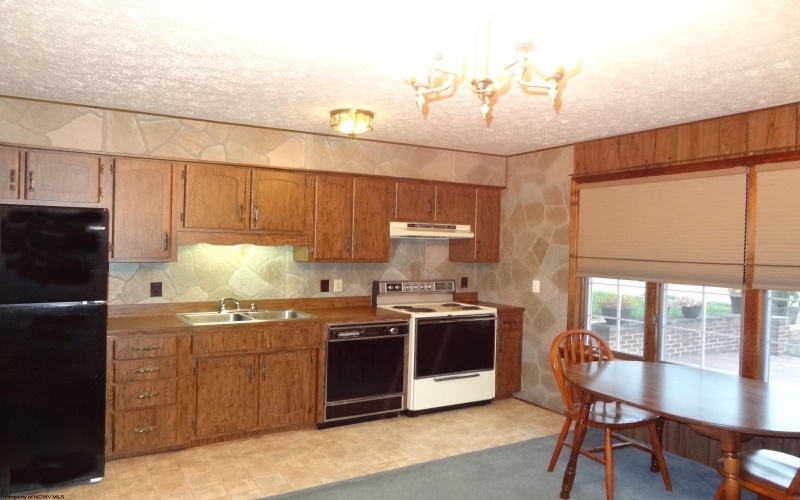 140 Wagner Road, Morgantown, West Virginia 26501, 1 Bedroom Bedrooms, 3 Rooms Rooms,1 BathroomBathrooms,Residential Rentals,For Rent,Wagner,10163393