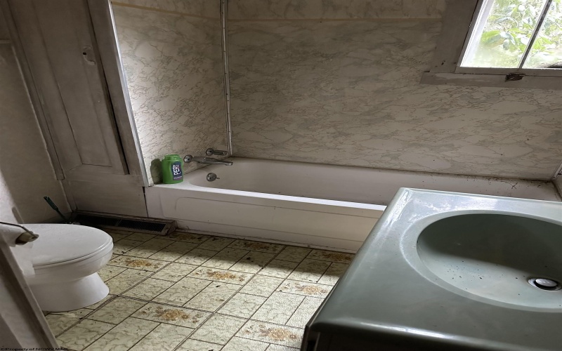 7917 Barbour County Highway, Belington, West Virginia 26250, 3 Bedrooms Bedrooms, 6 Rooms Rooms,1 BathroomBathrooms,Single Family Detached,For Sale,Barbour County,10163402 7917 Barbour County Highway, Belington, West Virginia 26250, 3 Bedrooms Bedrooms, 6 Rooms Rooms,1 BathroomBathrooms,Single Family Detached,For Sale,Barbour County,10163402