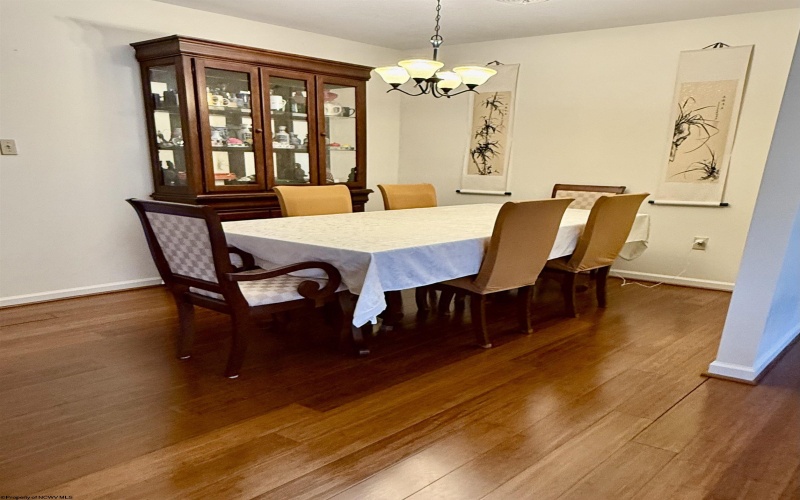 32 Fairway Drive, Mount Clare, West Virginia 26408, 3 Bedrooms Bedrooms, 7 Rooms Rooms,2 BathroomsBathrooms,Single Family Attached,For Sale,Fairway,10163400