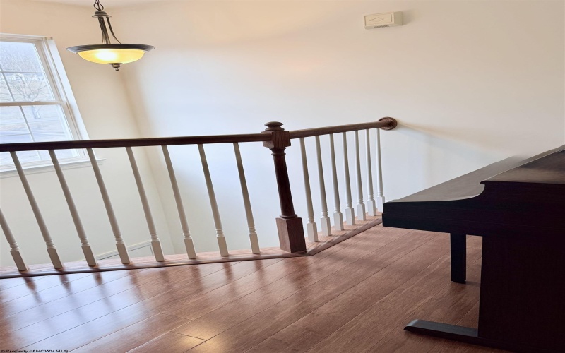 32 Fairway Drive, Mount Clare, West Virginia 26408, 3 Bedrooms Bedrooms, 7 Rooms Rooms,2 BathroomsBathrooms,Single Family Attached,For Sale,Fairway,10163400