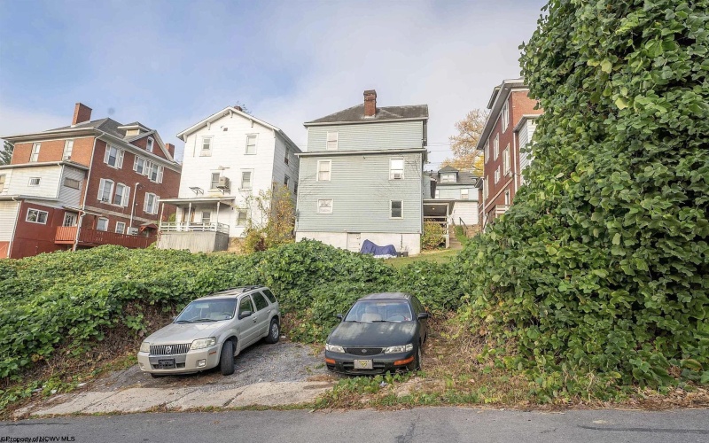 746 Willey Street, Morgantown, West Virginia 26501, 2 Bedrooms Bedrooms, 4 Rooms Rooms,1 BathroomBathrooms,Residential Rentals,For Rent,Willey,10163398