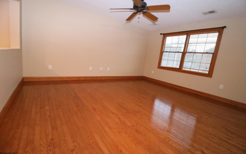 110 Edgewater Drive, Elkins, West Virginia 26241, 2 Bedrooms Bedrooms, 7 Rooms Rooms,2 BathroomsBathrooms,Single Family Attached,For Sale,Edgewater,10163414