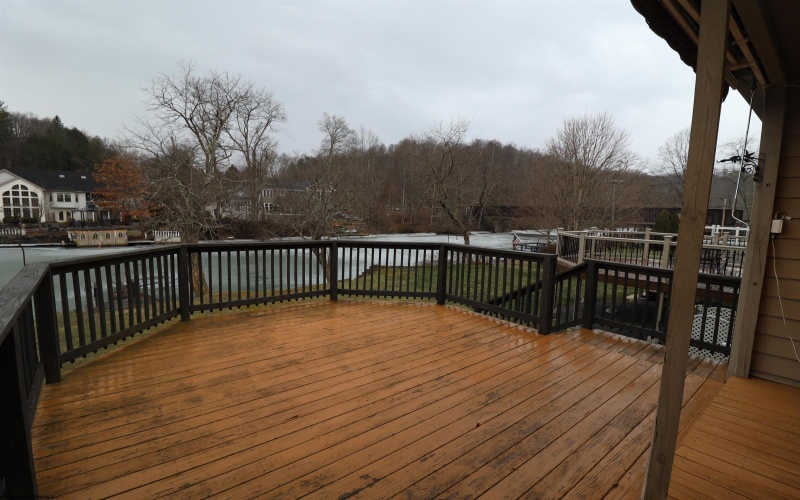 110 Edgewater Drive, Elkins, West Virginia 26241, 2 Bedrooms Bedrooms, 7 Rooms Rooms,2 BathroomsBathrooms,Single Family Attached,For Sale,Edgewater,10163414