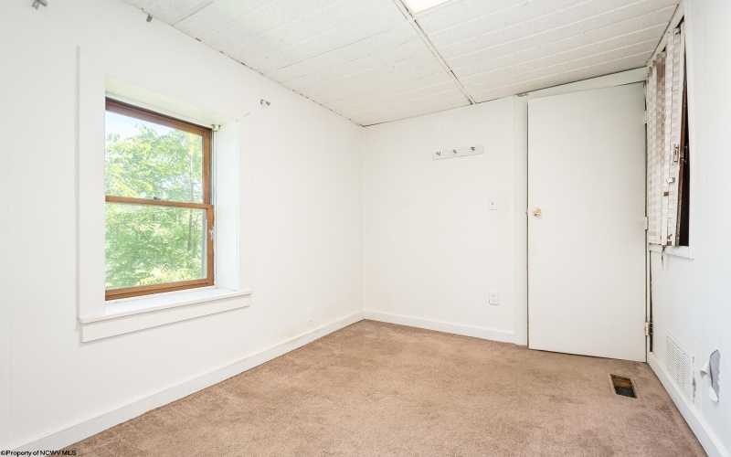 1004 College Avenue, Morgantown, West Virginia 26505, 4 Bedrooms Bedrooms, 6 Rooms Rooms,2 BathroomsBathrooms,Single Family Detached,For Sale,College,10163413 1004 College Avenue, Morgantown, West Virginia 26505, 4 Bedrooms Bedrooms, 6 Rooms Rooms,2 BathroomsBathrooms,Single Family Detached,For Sale,College,10163413