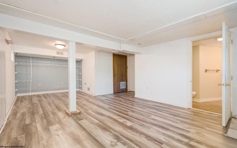 1004 College Avenue, Morgantown, West Virginia 26505, 4 Bedrooms Bedrooms, 6 Rooms Rooms,2 BathroomsBathrooms,Single Family Detached,For Sale,College,10163413 1004 College Avenue, Morgantown, West Virginia 26505, 4 Bedrooms Bedrooms, 6 Rooms Rooms,2 BathroomsBathrooms,Single Family Detached,For Sale,College,10163413