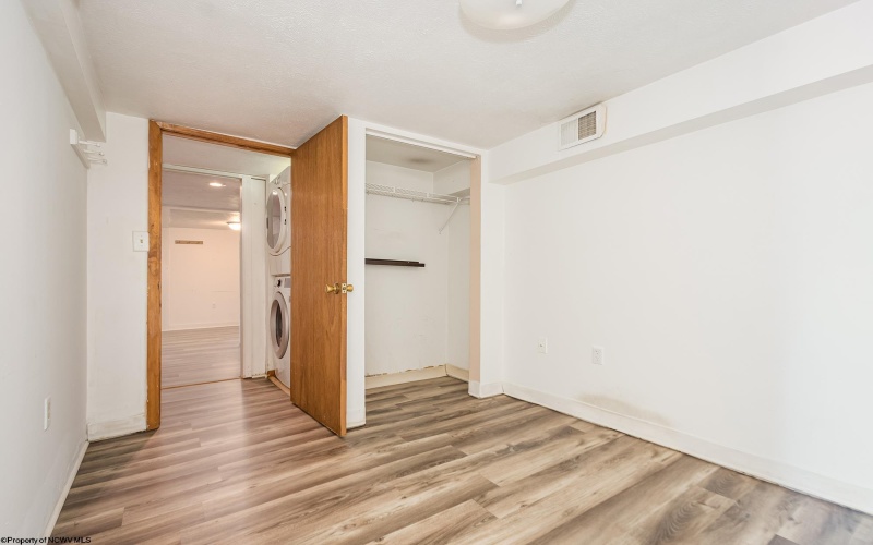 1004 College Avenue, Morgantown, West Virginia 26505, 4 Bedrooms Bedrooms, 6 Rooms Rooms,2 BathroomsBathrooms,Single Family Detached,For Sale,College,10163413 1004 College Avenue, Morgantown, West Virginia 26505, 4 Bedrooms Bedrooms, 6 Rooms Rooms,2 BathroomsBathrooms,Single Family Detached,For Sale,College,10163413