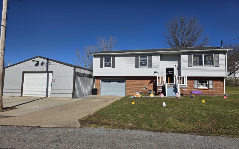 17 Hampton Drive, Lost Creek, West Virginia 26385, 3 Bedrooms Bedrooms, 8 Rooms Rooms,1 BathroomBathrooms,Single Family Detached,For Sale,Hampton,10163416 17 Hampton Drive, Lost Creek, West Virginia 26385, 3 Bedrooms Bedrooms, 8 Rooms Rooms,1 BathroomBathrooms,Single Family Detached,For Sale,Hampton,10163416