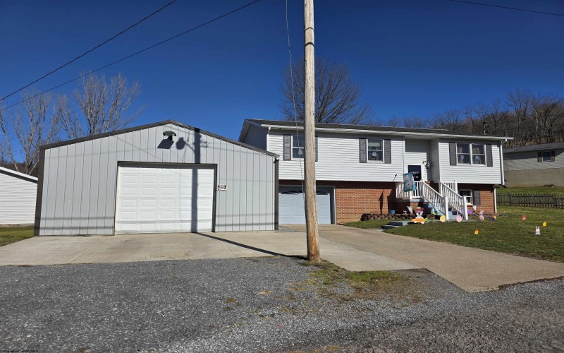 17 Hampton Drive, Lost Creek, West Virginia 26385, 3 Bedrooms Bedrooms, 8 Rooms Rooms,1 BathroomBathrooms,Single Family Detached,For Sale,Hampton,10163416 17 Hampton Drive, Lost Creek, West Virginia 26385, 3 Bedrooms Bedrooms, 8 Rooms Rooms,1 BathroomBathrooms,Single Family Detached,For Sale,Hampton,10163416