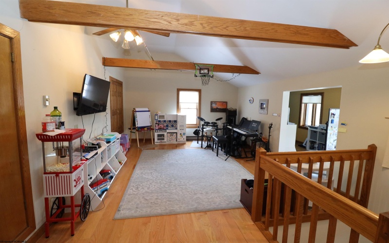 561 Creed Isner Road, Kerens, West Virginia 26276, 4 Bedrooms Bedrooms, 10 Rooms Rooms,2 BathroomsBathrooms,Single Family Detached,For Sale,Creed Isner,10163420