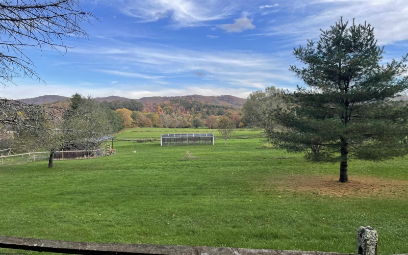 561 Creed Isner Road, Kerens, West Virginia 26276, 4 Bedrooms Bedrooms, 10 Rooms Rooms,2 BathroomsBathrooms,Single Family Detached,For Sale,Creed Isner,10163420