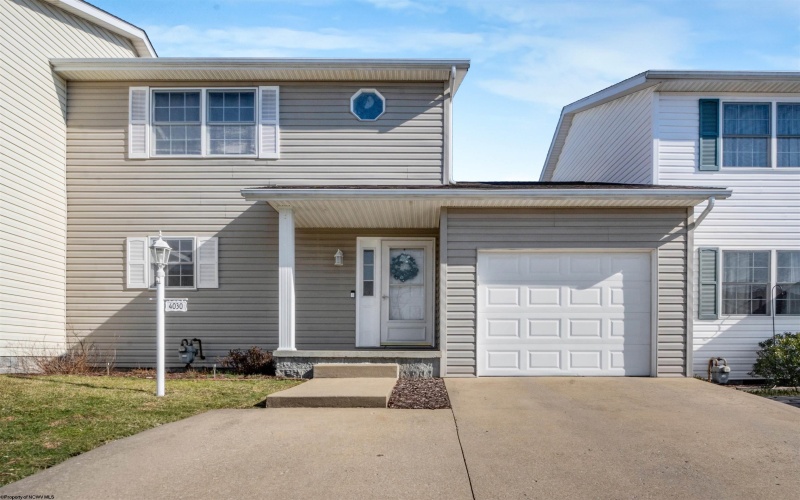 4030 Pinehurst Drive, Morgantown, West Virginia 26505, 2 Bedrooms Bedrooms, 5 Rooms Rooms,2 BathroomsBathrooms,Single Family Attached,For Sale,Pinehurst,10163422