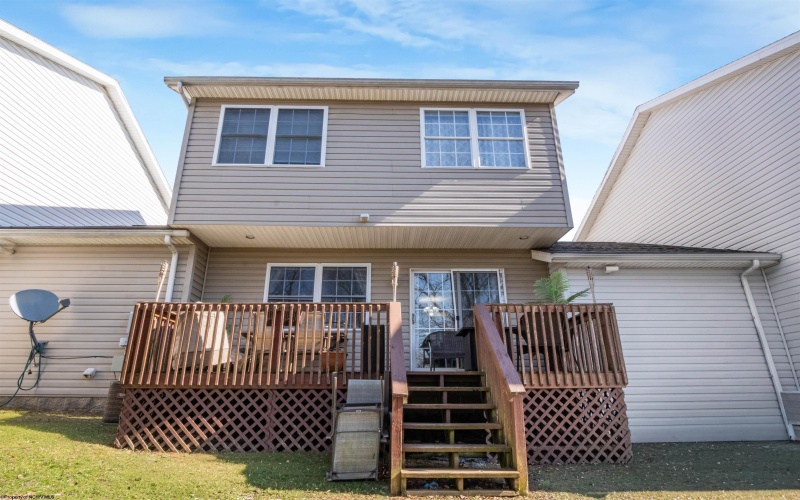 4043 Pinehurst Drive, Morgantown, West Virginia 26505, 3 Bedrooms Bedrooms, 6 Rooms Rooms,2 BathroomsBathrooms,Single Family Attached,For Sale,Pinehurst,10163423 4043 Pinehurst Drive, Morgantown, West Virginia 26505, 3 Bedrooms Bedrooms, 6 Rooms Rooms,2 BathroomsBathrooms,Single Family Attached,For Sale,Pinehurst,10163423