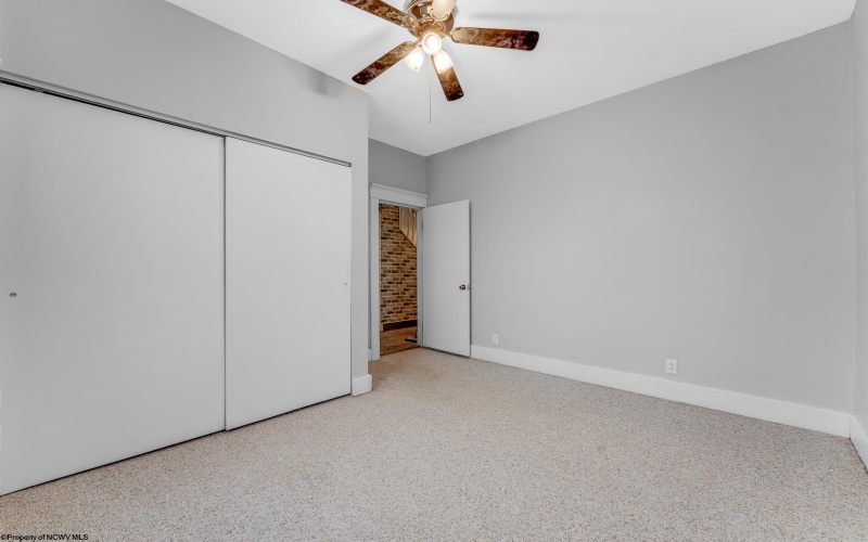 139 Knotts Avenue, Grafton, West Virginia 26354, 3 Bedrooms Bedrooms, 8 Rooms Rooms,2 BathroomsBathrooms,Single Family Detached,For Sale,Knotts,10163425