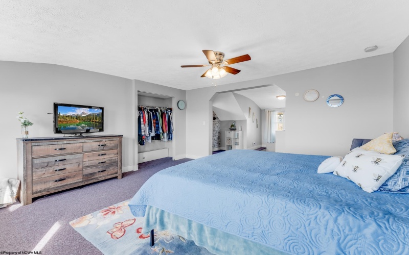 139 Knotts Avenue, Grafton, West Virginia 26354, 3 Bedrooms Bedrooms, 8 Rooms Rooms,2 BathroomsBathrooms,Single Family Detached,For Sale,Knotts,10163425