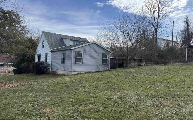 1622 Ritchie Avenue, Fairmont, West Virginia 26554, 3 Bedrooms Bedrooms, 9 Rooms Rooms,2 BathroomsBathrooms,Single Family Detached,For Sale,Ritchie,10163426 1622 Ritchie Avenue, Fairmont, West Virginia 26554, 3 Bedrooms Bedrooms, 9 Rooms Rooms,2 BathroomsBathrooms,Single Family Detached,For Sale,Ritchie,10163426