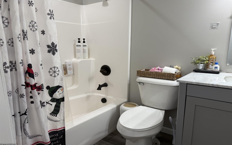 1544 Tulip Lane, Fairmont, West Virginia 26554, 4 Bedrooms Bedrooms, 9 Rooms Rooms,3 BathroomsBathrooms,Single Family Detached,For Sale,Tulip,10163431 1544 Tulip Lane, Fairmont, West Virginia 26554, 4 Bedrooms Bedrooms, 9 Rooms Rooms,3 BathroomsBathrooms,Single Family Detached,For Sale,Tulip,10163431