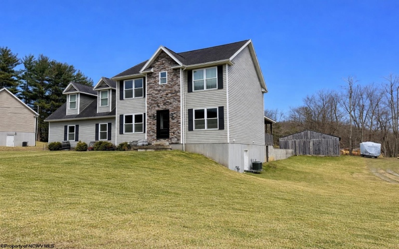 1544 Tulip Lane, Fairmont, West Virginia 26554, 4 Bedrooms Bedrooms, 9 Rooms Rooms,3 BathroomsBathrooms,Single Family Detached,For Sale,Tulip,10163431 1544 Tulip Lane, Fairmont, West Virginia 26554, 4 Bedrooms Bedrooms, 9 Rooms Rooms,3 BathroomsBathrooms,Single Family Detached,For Sale,Tulip,10163431