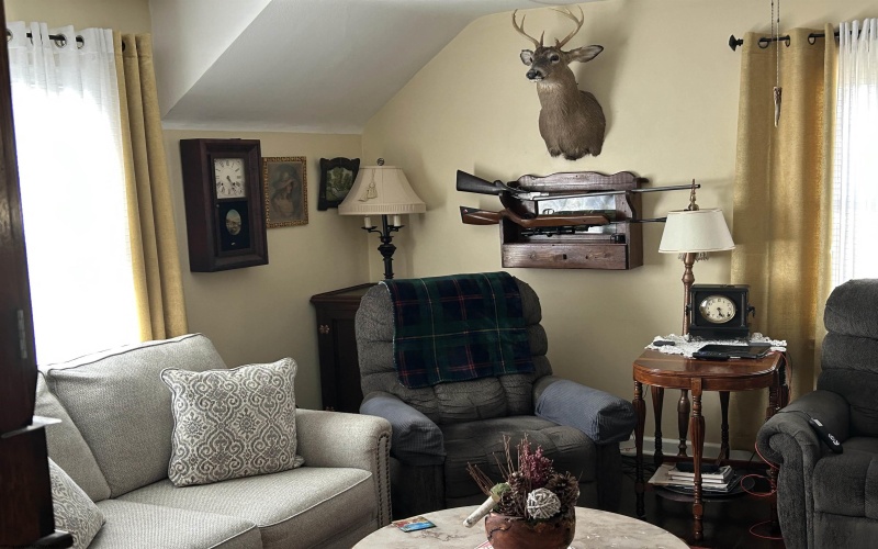 1117 Fleming Avenue, Fairmont, West Virginia 26554, 2 Bedrooms Bedrooms, 5 Rooms Rooms,1 BathroomBathrooms,Single Family Detached,For Sale,Fleming,10163430