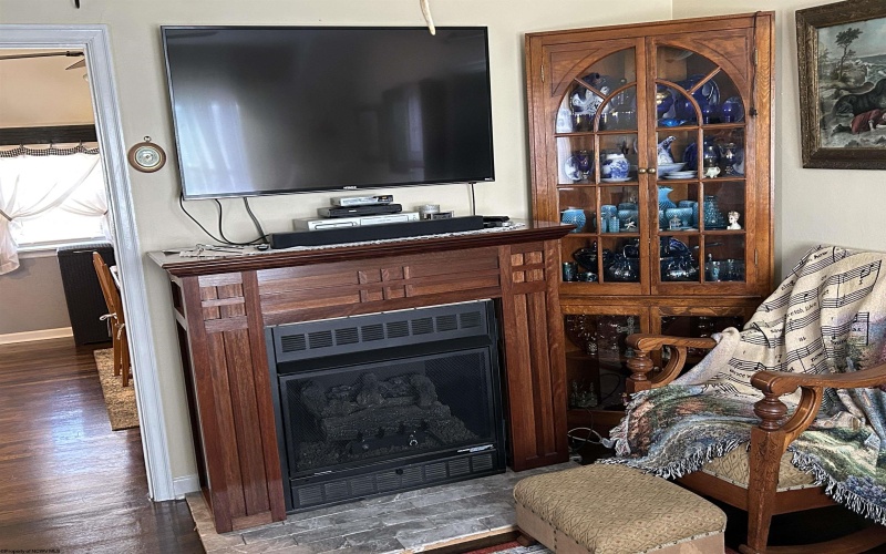 1117 Fleming Avenue, Fairmont, West Virginia 26554, 2 Bedrooms Bedrooms, 5 Rooms Rooms,1 BathroomBathrooms,Single Family Detached,For Sale,Fleming,10163430