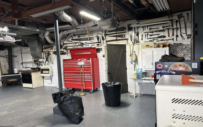 1117 Fleming Avenue, Fairmont, West Virginia 26554, 2 Bedrooms Bedrooms, 5 Rooms Rooms,1 BathroomBathrooms,Single Family Detached,For Sale,Fleming,10163430