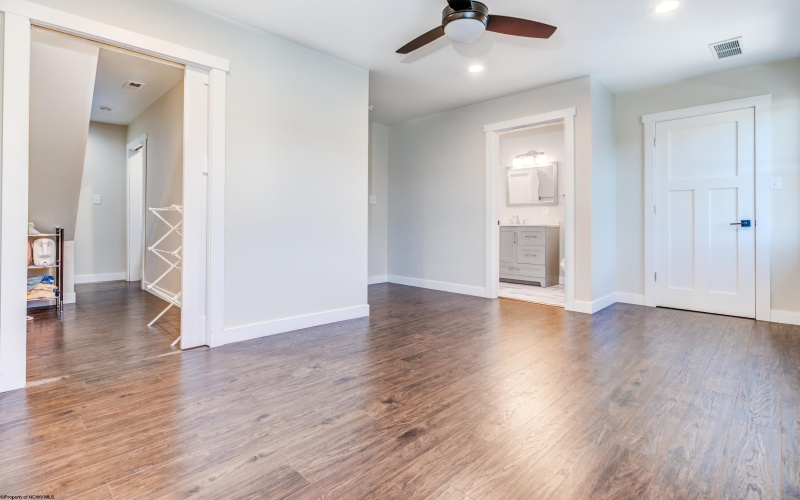 420 Delaware Avenue, Morgantown, West Virginia 26501, 3 Bedrooms Bedrooms, 11 Rooms Rooms,3 BathroomsBathrooms,Single Family Detached,For Sale,Delaware,10163445 420 Delaware Avenue, Morgantown, West Virginia 26501, 3 Bedrooms Bedrooms, 11 Rooms Rooms,3 BathroomsBathrooms,Single Family Detached,For Sale,Delaware,10163445