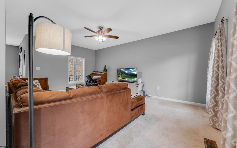 515 Tappan Zee Lane, Morgantown, West Virginia 26508, 4 Bedrooms Bedrooms, 8 Rooms Rooms,2 BathroomsBathrooms,Single Family Detached,For Sale,Tappan Zee,10163441 515 Tappan Zee Lane, Morgantown, West Virginia 26508, 4 Bedrooms Bedrooms, 8 Rooms Rooms,2 BathroomsBathrooms,Single Family Detached,For Sale,Tappan Zee,10163441