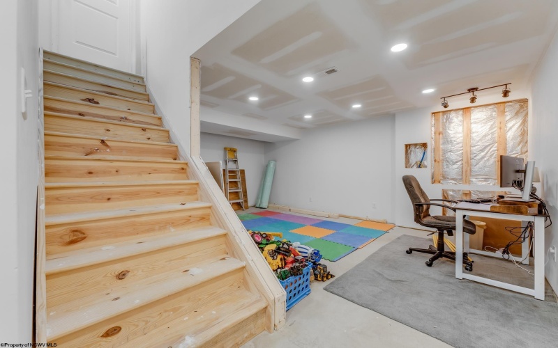 515 Tappan Zee Lane, Morgantown, West Virginia 26508, 4 Bedrooms Bedrooms, 8 Rooms Rooms,2 BathroomsBathrooms,Single Family Detached,For Sale,Tappan Zee,10163441 515 Tappan Zee Lane, Morgantown, West Virginia 26508, 4 Bedrooms Bedrooms, 8 Rooms Rooms,2 BathroomsBathrooms,Single Family Detached,For Sale,Tappan Zee,10163441