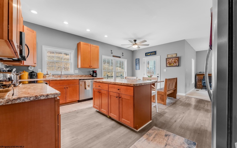 515 Tappan Zee Lane, Morgantown, West Virginia 26508, 4 Bedrooms Bedrooms, 8 Rooms Rooms,2 BathroomsBathrooms,Single Family Detached,For Sale,Tappan Zee,10163441 515 Tappan Zee Lane, Morgantown, West Virginia 26508, 4 Bedrooms Bedrooms, 8 Rooms Rooms,2 BathroomsBathrooms,Single Family Detached,For Sale,Tappan Zee,10163441