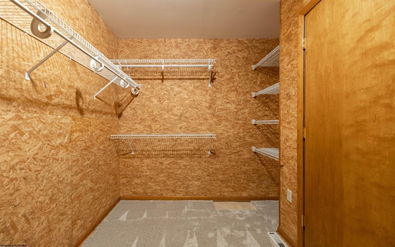 454 Farnum Road, Hepzibah, West Virginia 26369, 3 Bedrooms Bedrooms, 11 Rooms Rooms,3 BathroomsBathrooms,Single Family Detached,For Sale,Farnum,10162442