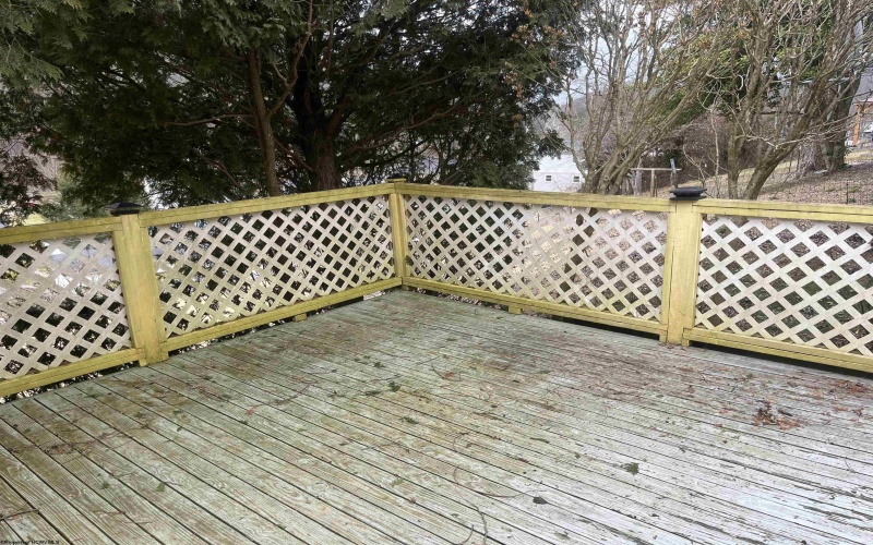 611 Broad Street, Weston, West Virginia 26452, 2 Bedrooms Bedrooms, 5 Rooms Rooms,1 BathroomBathrooms,Single Family Detached,For Sale,Broad,10163456