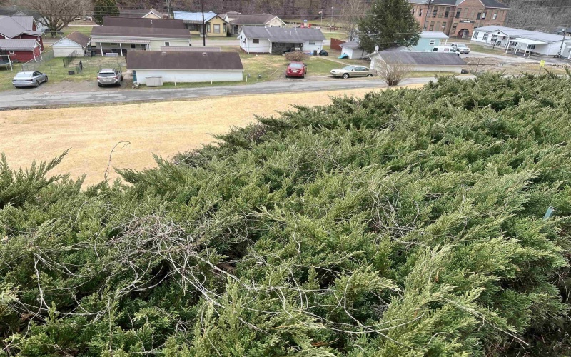 611 Broad Street, Weston, West Virginia 26452, 2 Bedrooms Bedrooms, 5 Rooms Rooms,1 BathroomBathrooms,Single Family Detached,For Sale,Broad,10163456