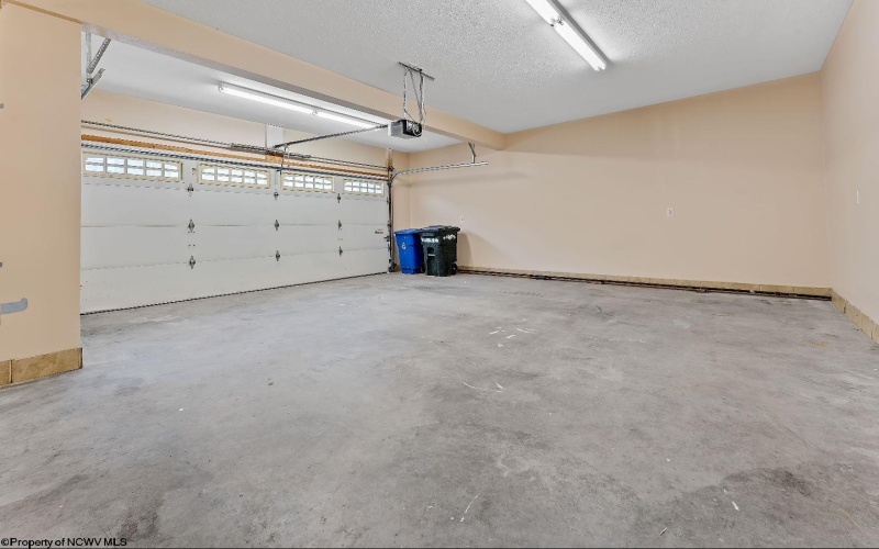 12 Turnstone Drive, Morgantown, West Virginia 26505, 4 Bedrooms Bedrooms, 9 Rooms Rooms,3 BathroomsBathrooms,Single Family Attached,For Sale,Turnstone,10163452 12 Turnstone Drive, Morgantown, West Virginia 26505, 4 Bedrooms Bedrooms, 9 Rooms Rooms,3 BathroomsBathrooms,Single Family Attached,For Sale,Turnstone,10163452