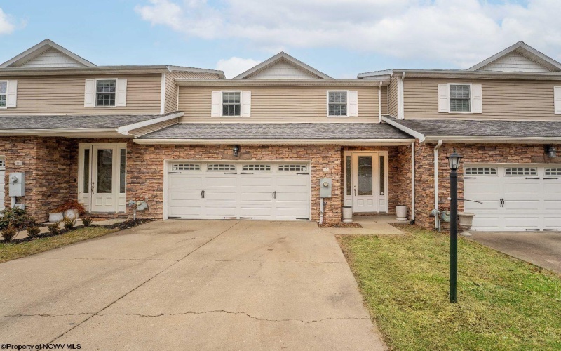 12 Turnstone Drive, Morgantown, West Virginia 26505, 4 Bedrooms Bedrooms, 9 Rooms Rooms,3 BathroomsBathrooms,Single Family Attached,For Sale,Turnstone,10163452 12 Turnstone Drive, Morgantown, West Virginia 26505, 4 Bedrooms Bedrooms, 9 Rooms Rooms,3 BathroomsBathrooms,Single Family Attached,For Sale,Turnstone,10163452