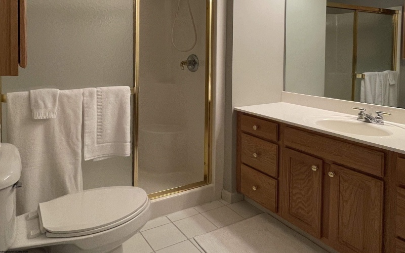 206 Aaron Smith Drive, Bridgeport, West Virginia 26330, 3 Bedrooms Bedrooms, 5 Rooms Rooms,3 BathroomsBathrooms,Residential Rentals,For Rent,Aaron Smith,10163453