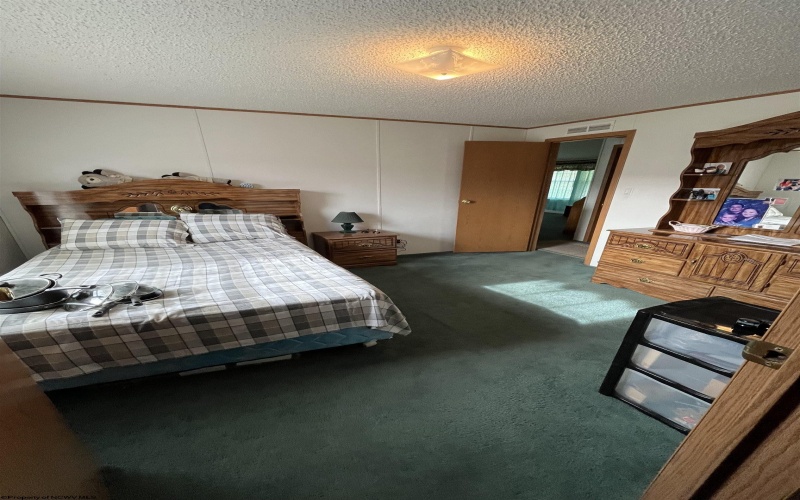 8945 Seneca Trail, Mill Creek, West Virginia 26280, 3 Bedrooms Bedrooms, 9 Rooms Rooms,2 BathroomsBathrooms,Single Family Detached,For Sale,Seneca,10163466