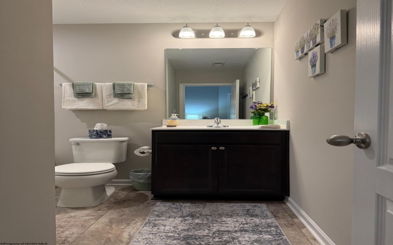 17 Dover Court, Bridgeport, West Virginia 26330, 3 Bedrooms Bedrooms, 5 Rooms Rooms,2 BathroomsBathrooms,Single Family Attached,For Sale,Dover,10163461 17 Dover Court, Bridgeport, West Virginia 26330, 3 Bedrooms Bedrooms, 5 Rooms Rooms,2 BathroomsBathrooms,Single Family Attached,For Sale,Dover,10163461