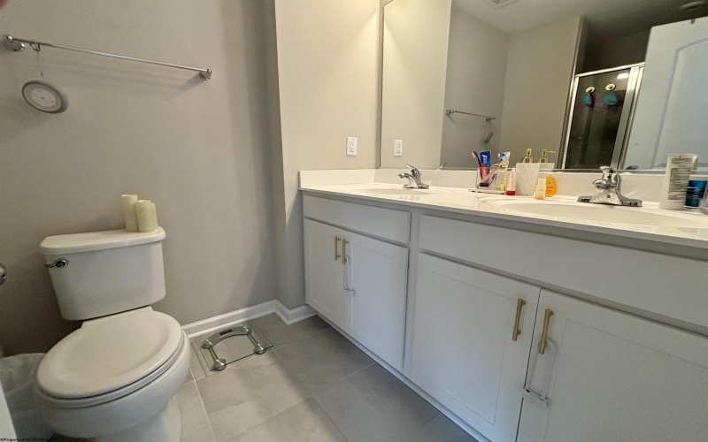 50 Dover Court, Bridgeport, West Virginia 26330, 4 Bedrooms Bedrooms, 7 Rooms Rooms,4 BathroomsBathrooms,Residential Rentals,For Rent,Dover,10163457