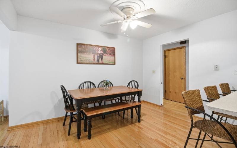 165 Winding Way, Clarksburg, West Virginia 26330, 3 Bedrooms Bedrooms, 9 Rooms Rooms,2 BathroomsBathrooms,Single Family Detached,For Sale,Winding,10163464