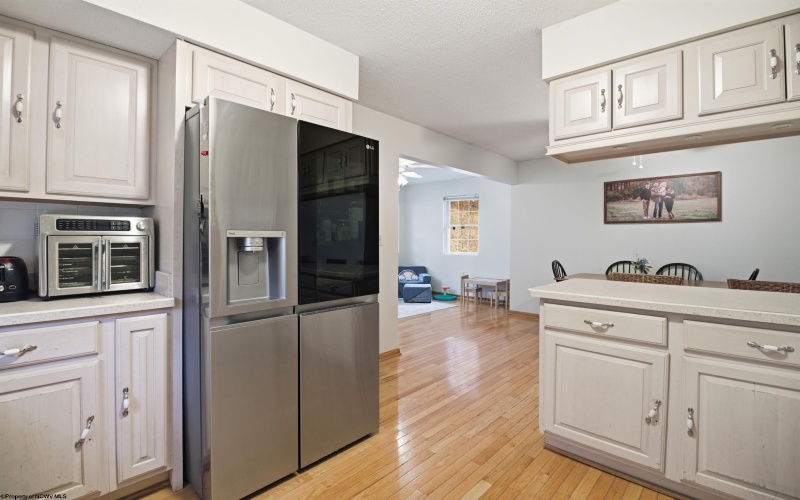 165 Winding Way, Clarksburg, West Virginia 26330, 3 Bedrooms Bedrooms, 9 Rooms Rooms,2 BathroomsBathrooms,Single Family Detached,For Sale,Winding,10163464