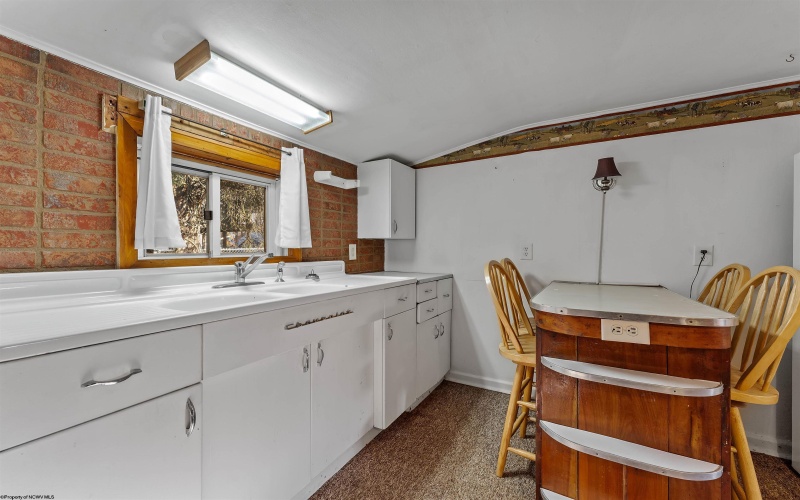 612 Beaumont Drive, Morgantown, West Virginia 26508, 2 Bedrooms Bedrooms, 4 Rooms Rooms,2 BathroomsBathrooms,Single Family Detached,For Sale,Beaumont,10163463