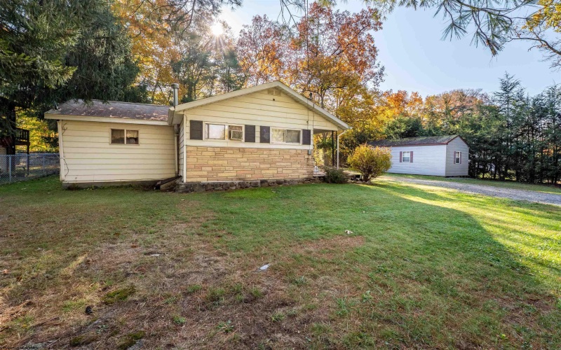 612 Beaumont Drive, Morgantown, West Virginia 26508, 2 Bedrooms Bedrooms, 4 Rooms Rooms,2 BathroomsBathrooms,Single Family Detached,For Sale,Beaumont,10163463