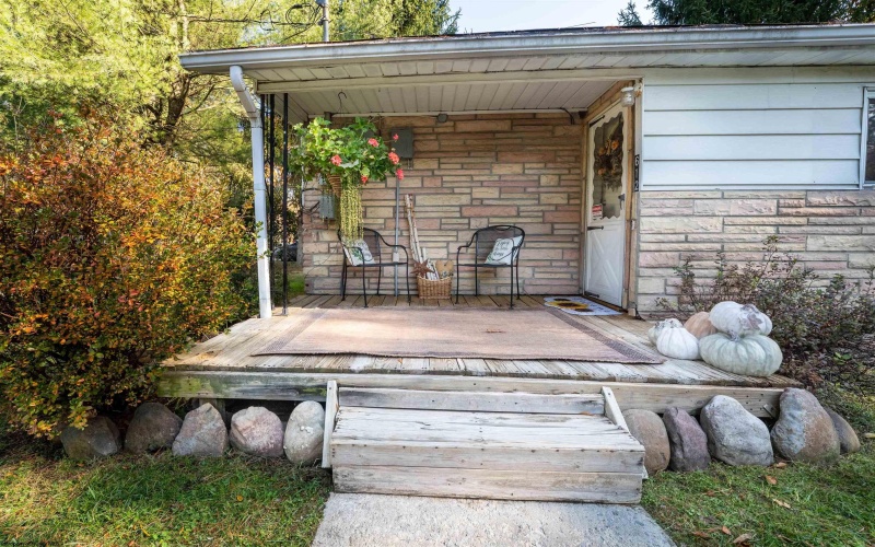 612 Beaumont Drive, Morgantown, West Virginia 26508, 2 Bedrooms Bedrooms, 4 Rooms Rooms,2 BathroomsBathrooms,Single Family Detached,For Sale,Beaumont,10163463