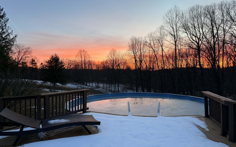 102 McCormic Drive, French Creek, West Virginia 26218, 3 Bedrooms Bedrooms, 9 Rooms Rooms,2 BathroomsBathrooms,Single Family Detached,For Sale,McCormic,10163462