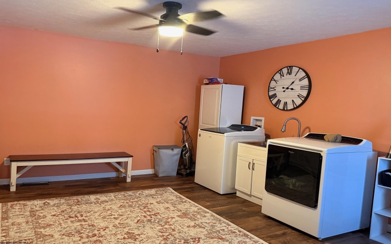 102 McCormic Drive, French Creek, West Virginia 26218, 3 Bedrooms Bedrooms, 9 Rooms Rooms,2 BathroomsBathrooms,Single Family Detached,For Sale,McCormic,10163462